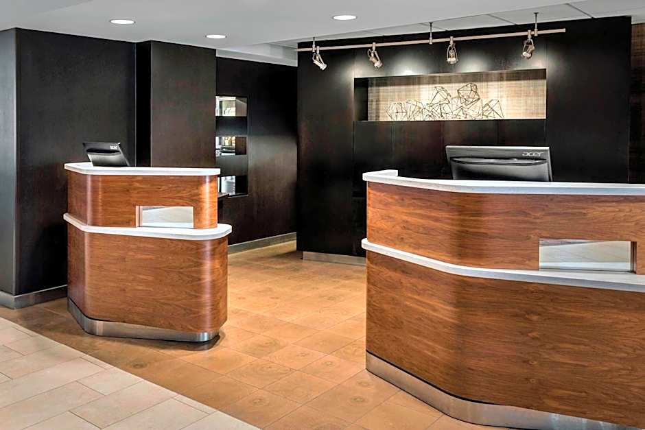 Courtyard by Marriott Jersey City Newport