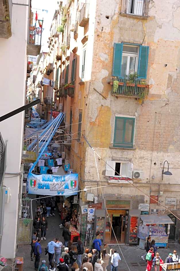 Authentic Neapolis in the hearth of the center