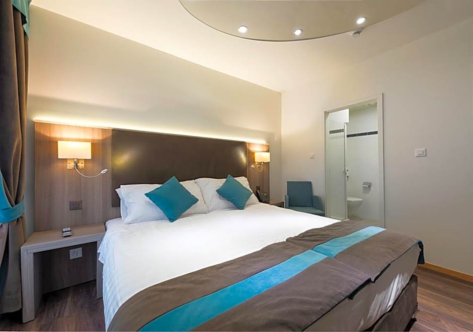 Hotel Rousseau