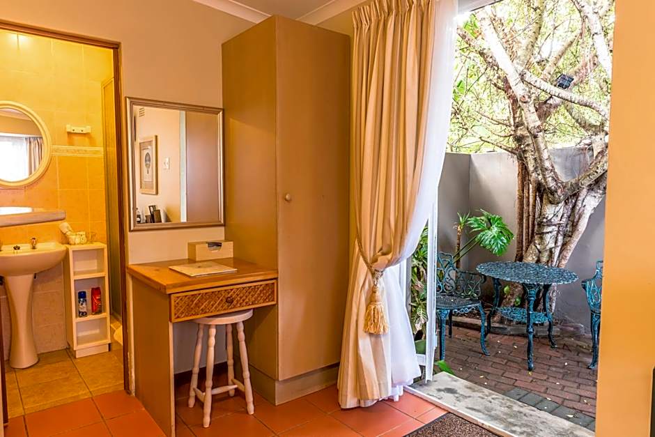 Kingfisher GuestHouse