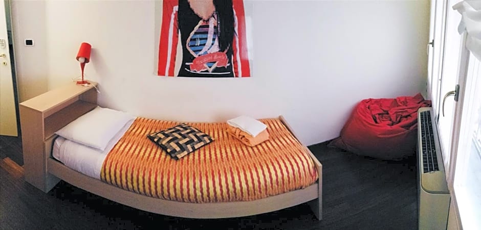 IL CASTELLO HOSTEL BOUTIQUE