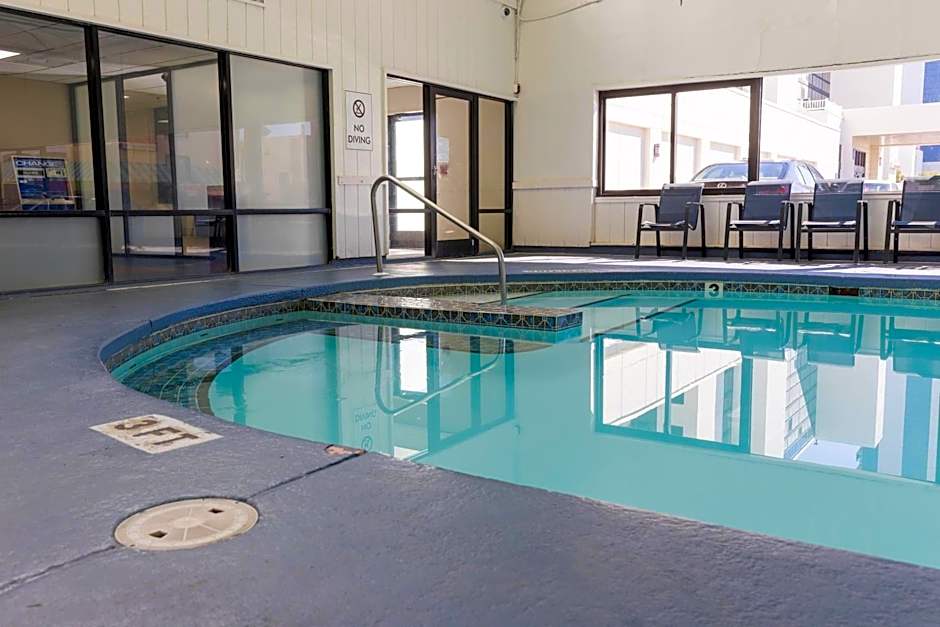 Ramada Plaza by Wyndham Virginia Beach