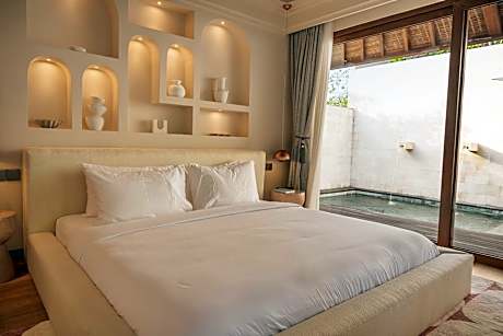 Suite with Private Pool