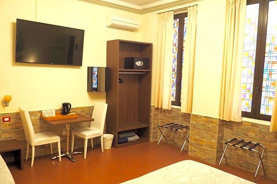 Hotel Ester