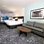 La Quinta Inn & Suites by Wyndham Santa Cruz