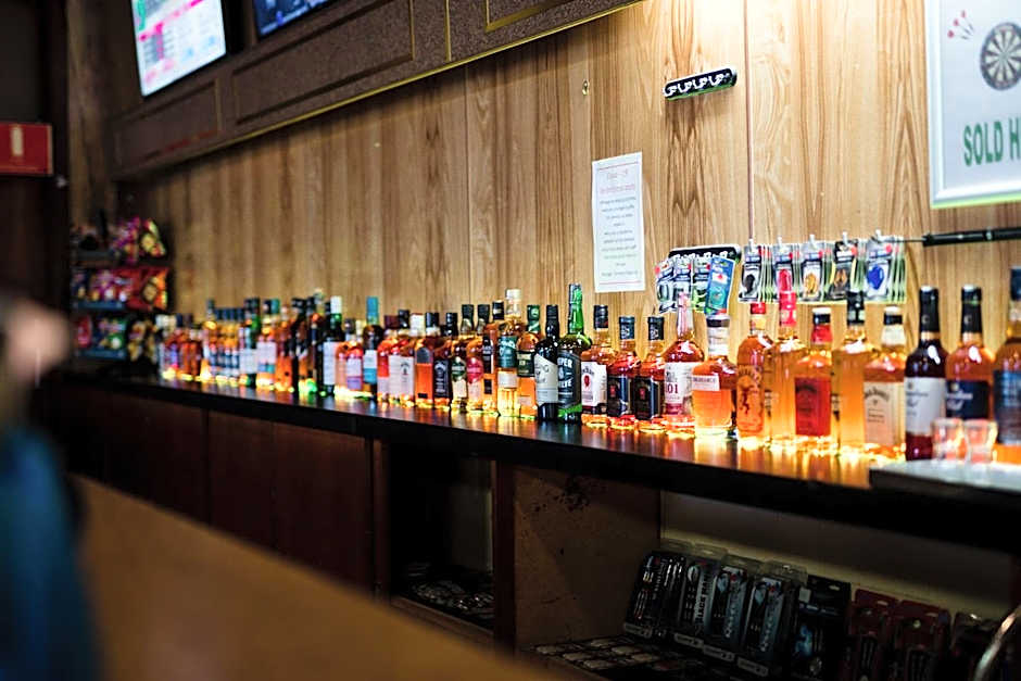 Top of the Town Hotel Motel