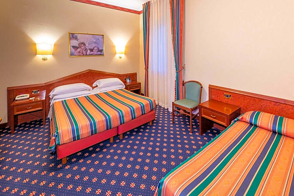 Hotel Royal