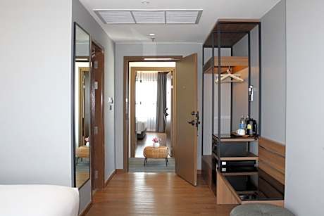 Superior Family Room