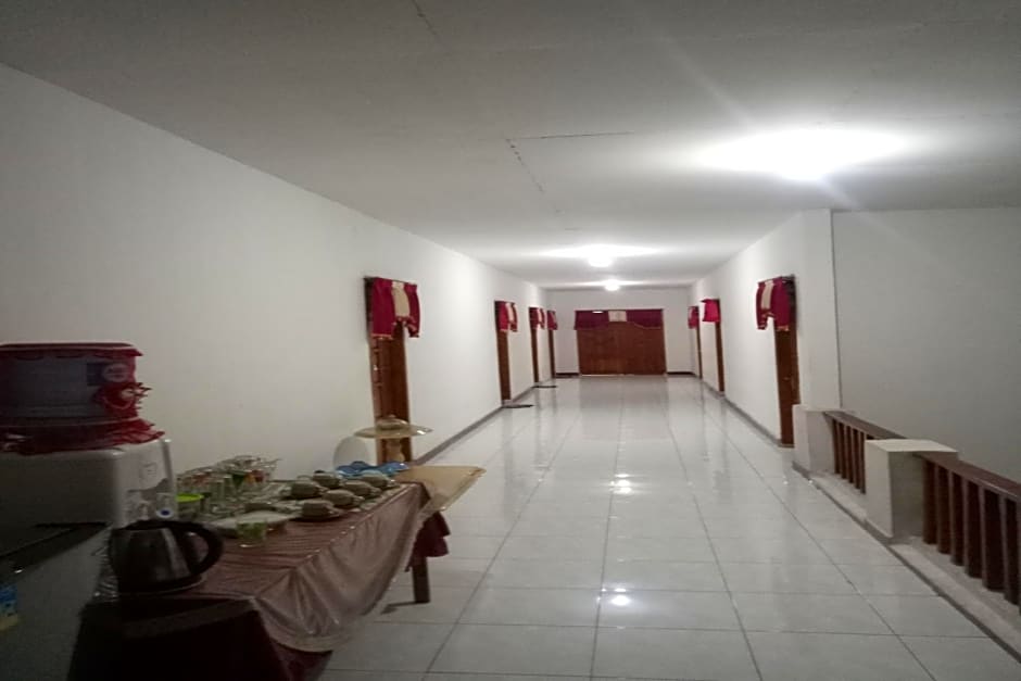 Collection O 92897 Hotel Intan Near Kantor Syahbandar Bawean