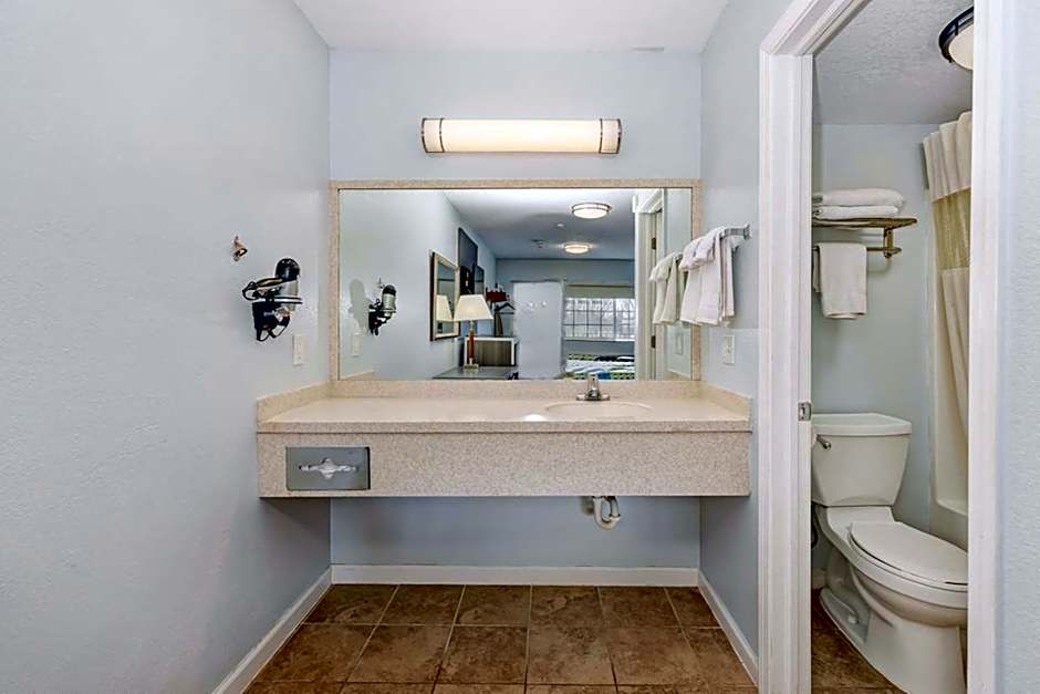 Grove City Travel Inn Columbus South
