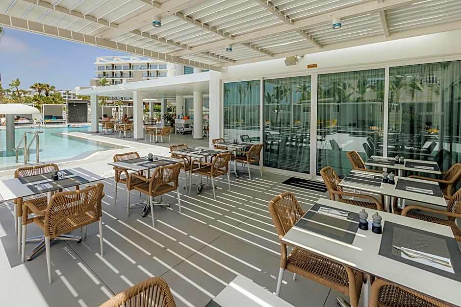 Tasia Maris Sands (Adults Only)