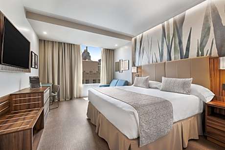 Deluxe Family King Room