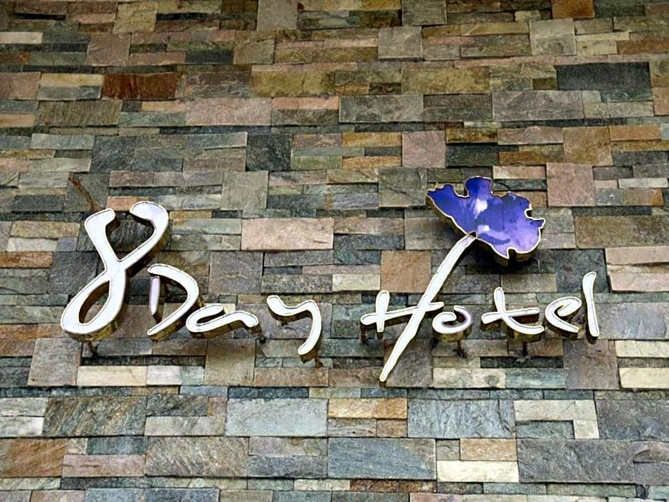 8Day Hotel