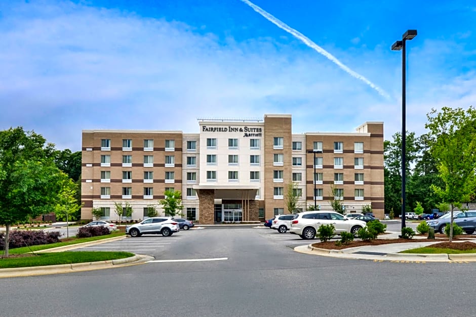 Fairfield Inn & Suites by Marriott Raleigh Cary