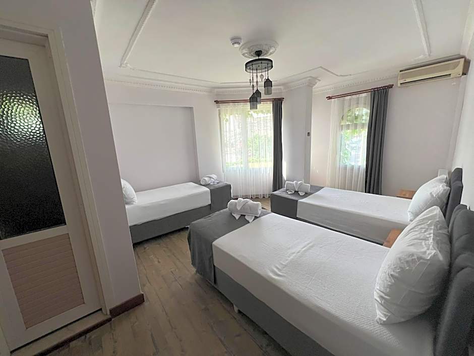 Bella Hotel