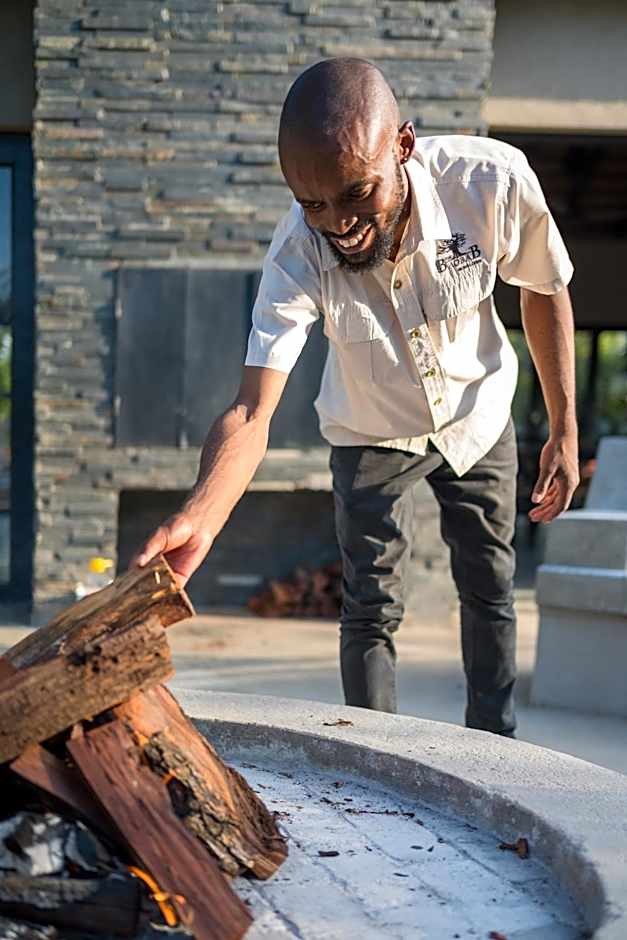 The Baobab Bush Lodge and Villa