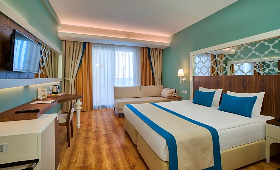 Photo 1 of 1 of Single room with land view