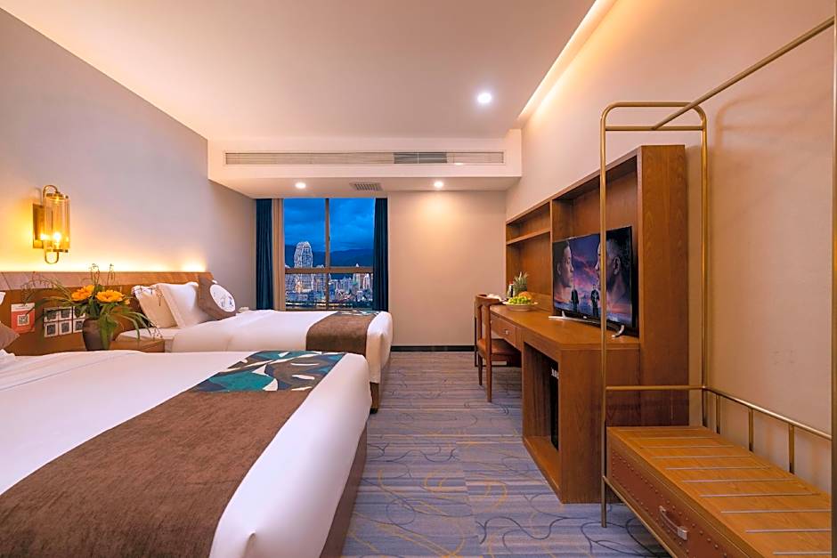 James Joyce Coffetel Xishuangbanna Poshui Square Manjinglan Ancient City