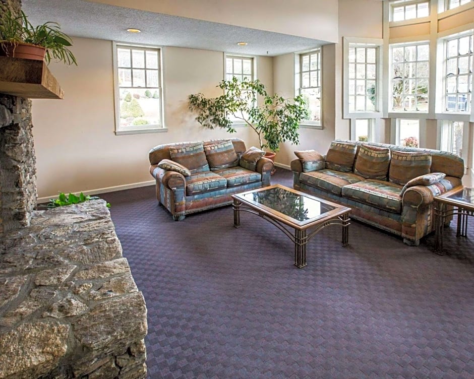 SureStay by Best Western Cherokee on the River