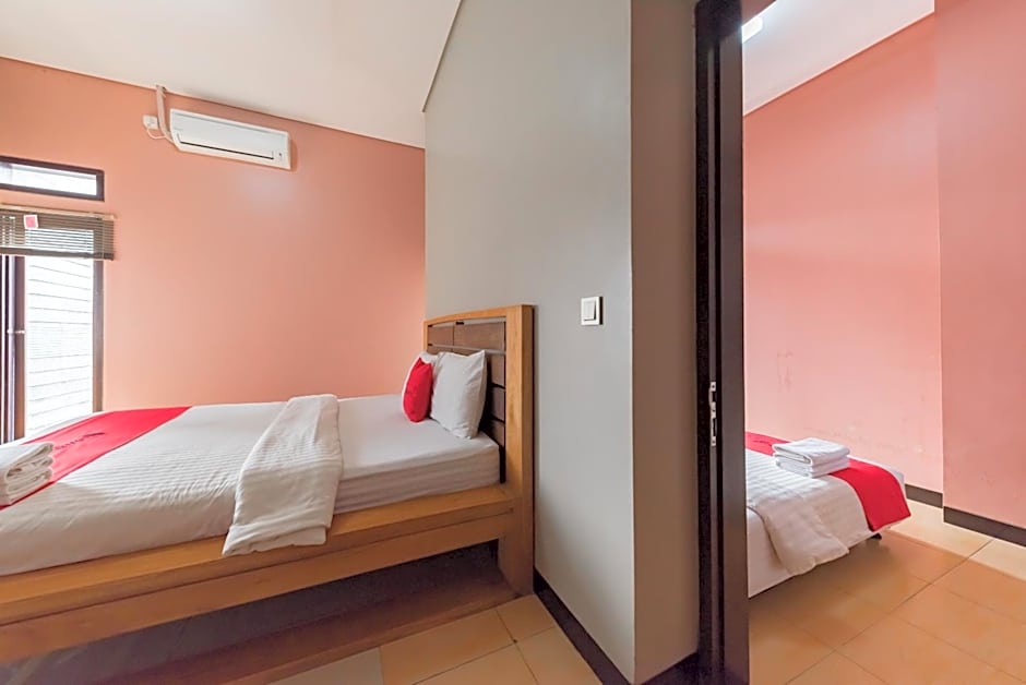 RedDoorz Syariah near Politeknik Negeri Bandung Campus