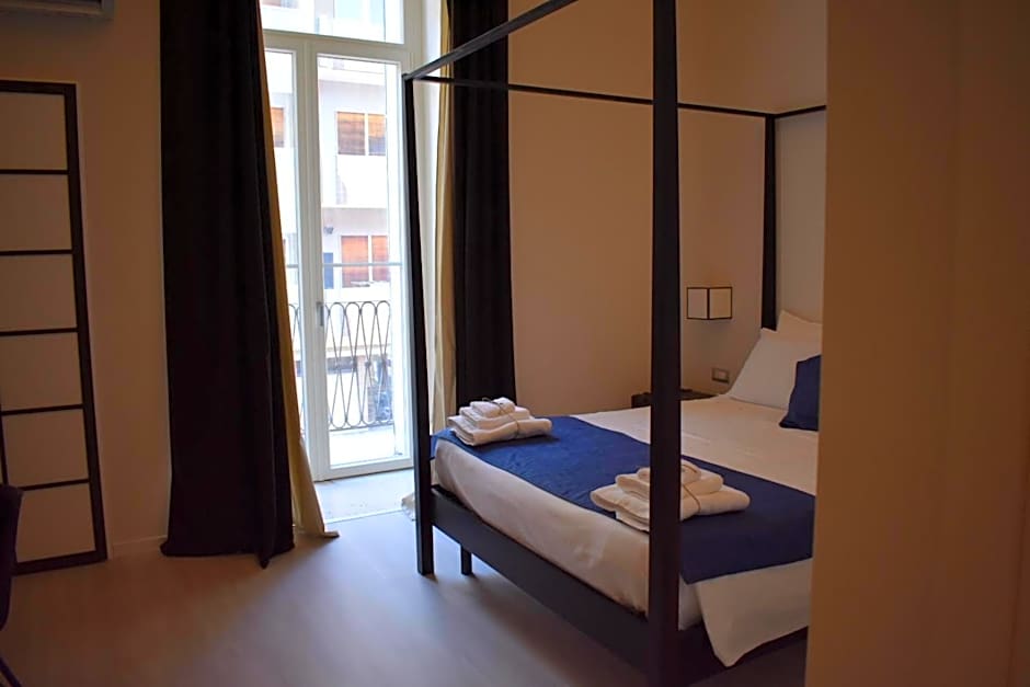 Gatto Bianco Duchessa