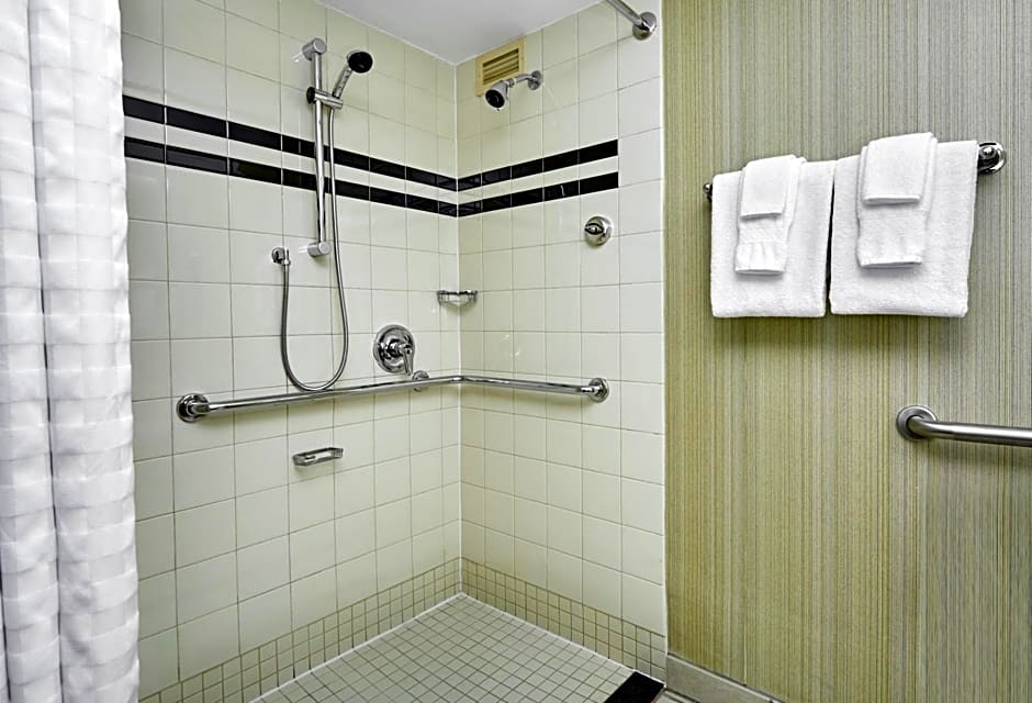 Hilton Newark Airport