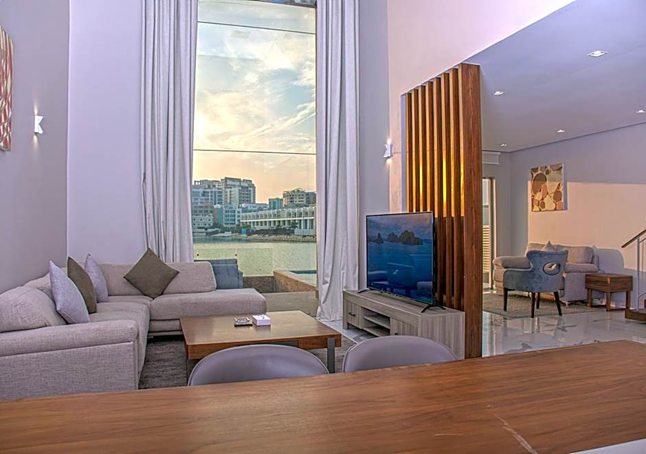 SeaLoft Villas