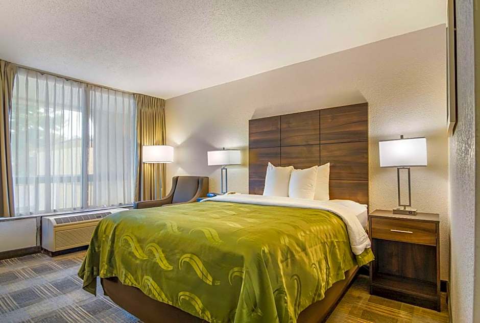 Quality Inn Suwanee I-85