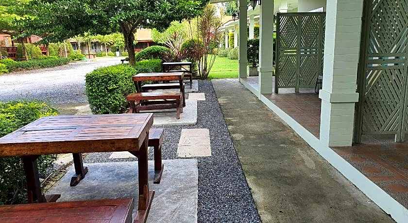 Aob-Oun Homestay & Glamping