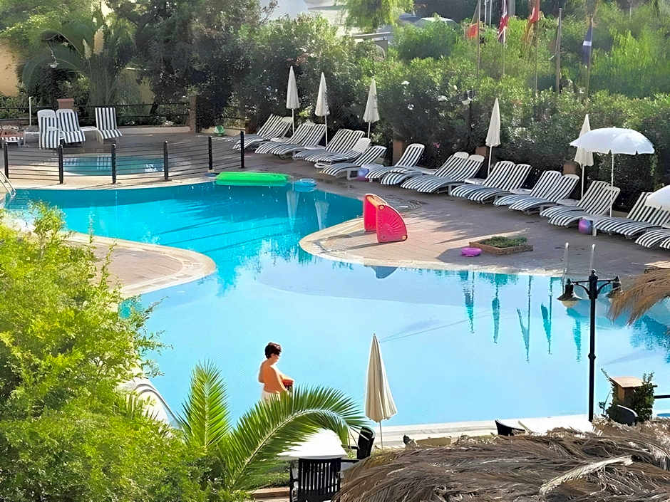 Hotel Carina