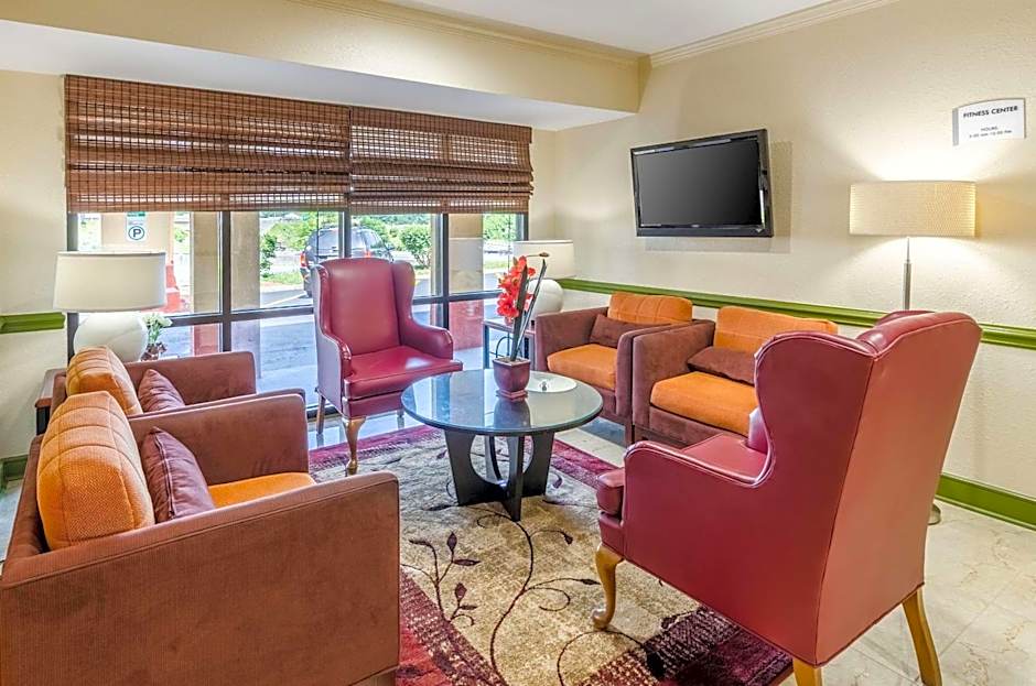 Quality Inn Roanoke-Tanglewood