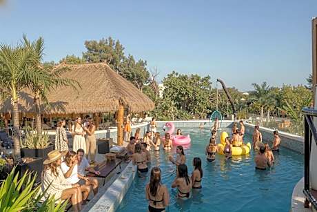 Mayan Monkey Hotel & Hostel Tulum