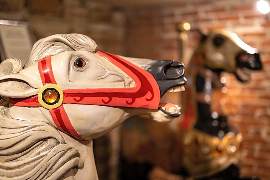 Steele Mansion Inn & Gathering Hub