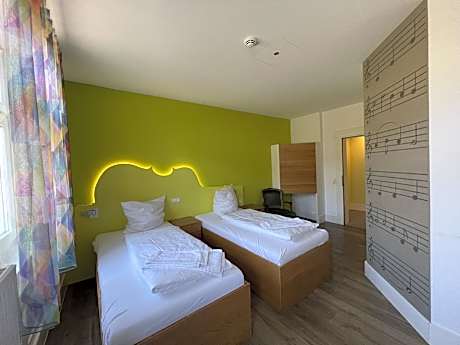 Zweibettzimmer-Superior-Eigenes Badezimmer-104