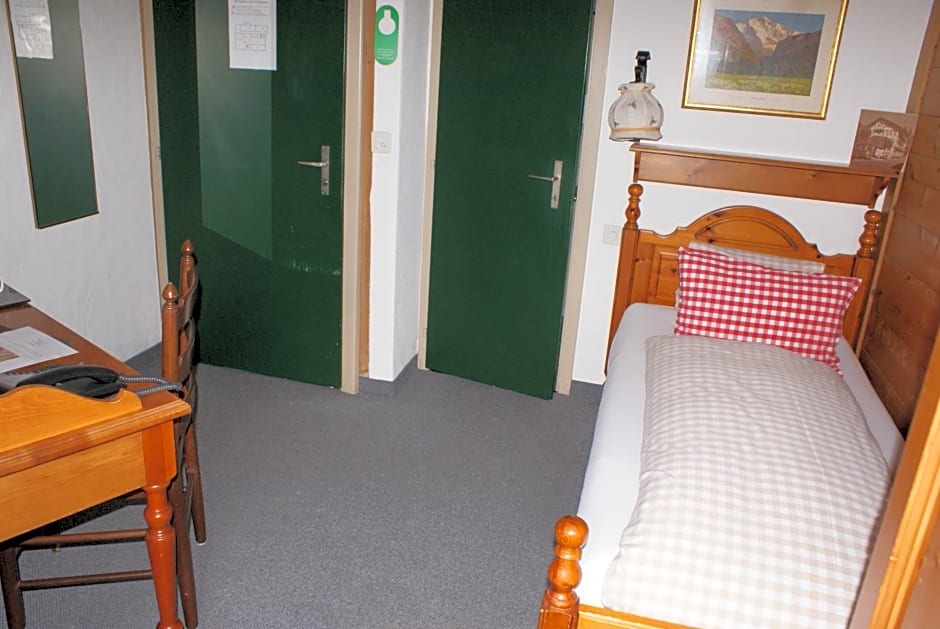 Baeren Hotel, The Bear Inn