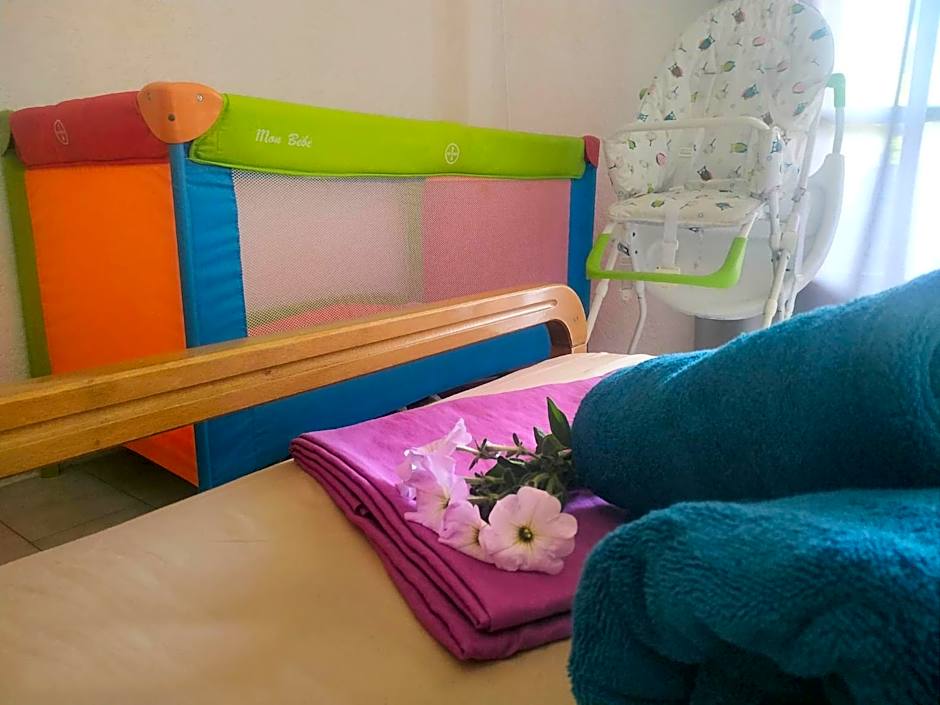 HOTEL AGNI -ENOIKIAZOMENA DIAMERIZMATA