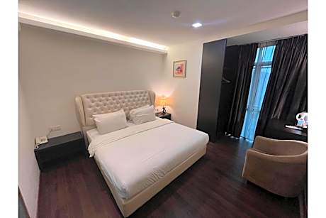 Superior King Room