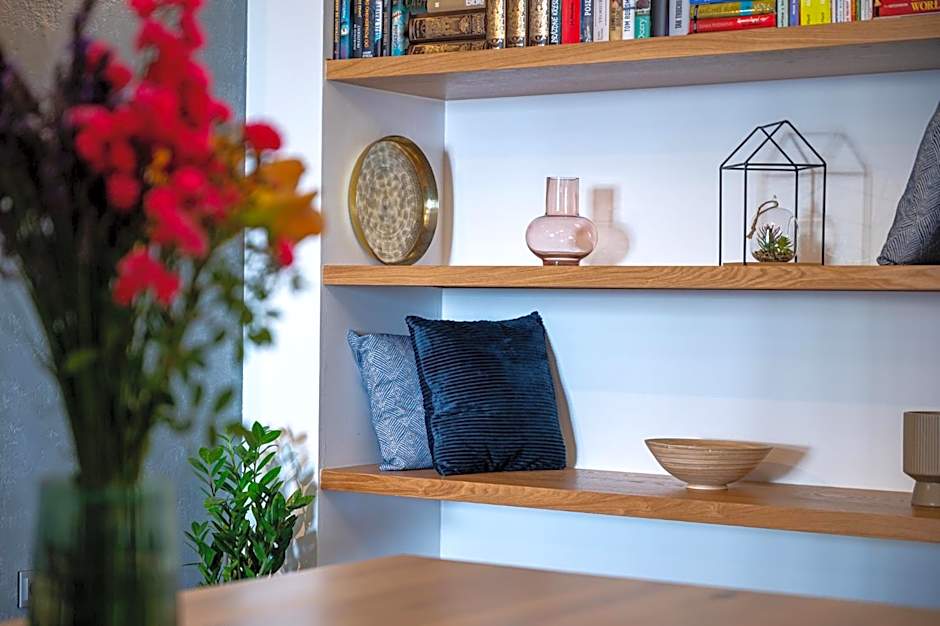 ART Hostel & Apartments