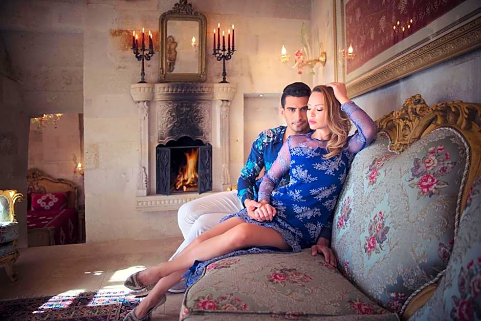 Elika Cave Suites & Spa