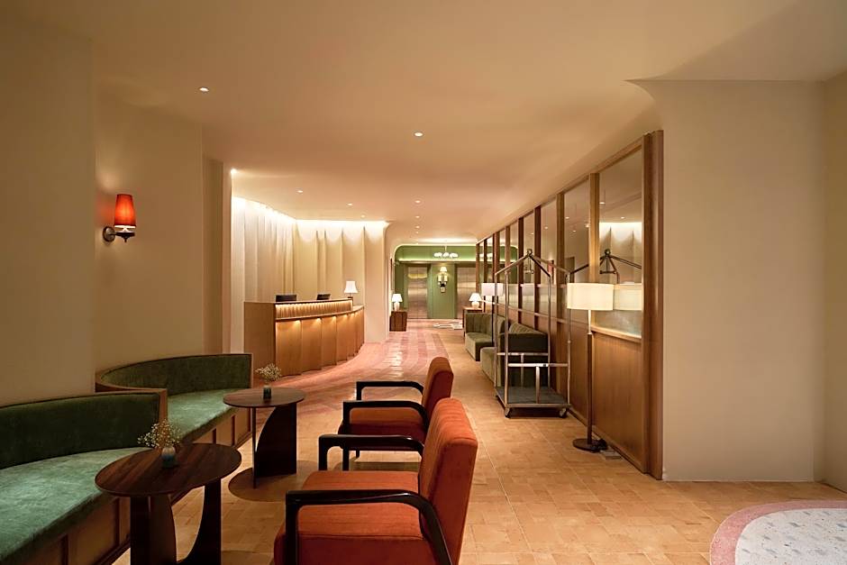 Len Hotel