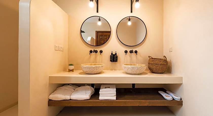 Umm Al Quwain Beach Hotel