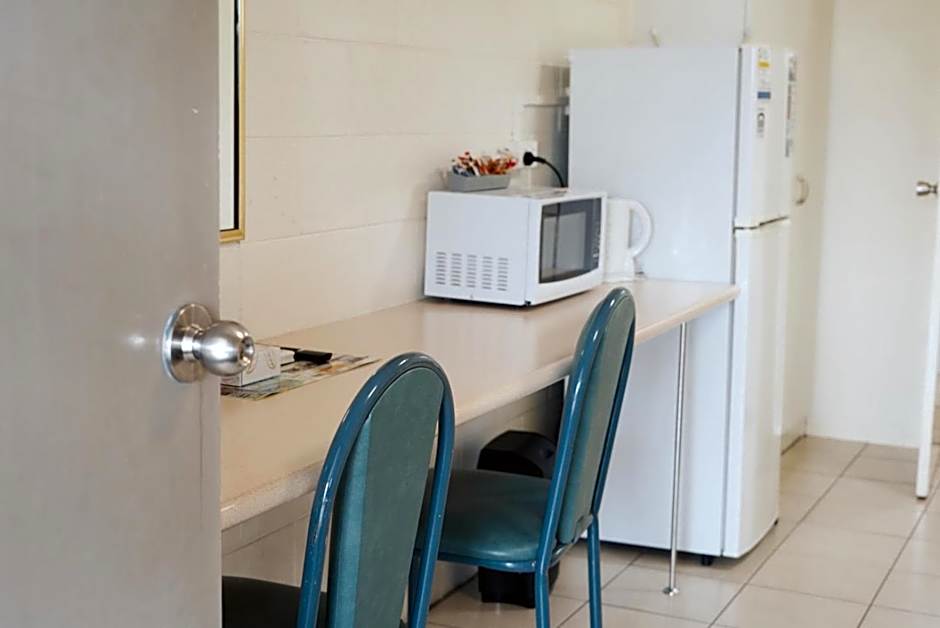 Porky's Motel Rockhampton