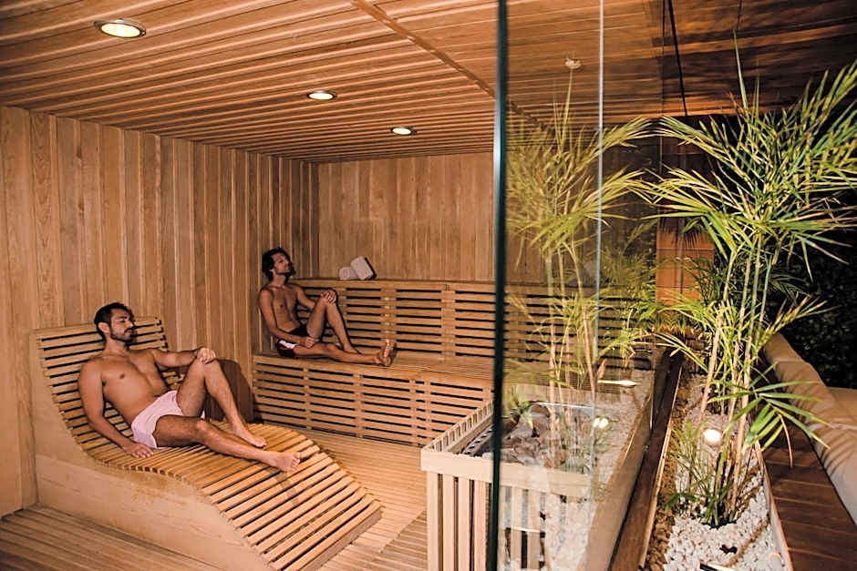 The Reef 28 - Adults Only - All Suites - Optional Gourmet All Inclusive