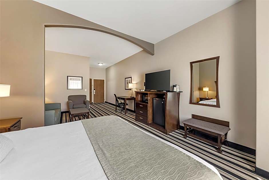 Best Western Plus Sand Bass Inn & Suites