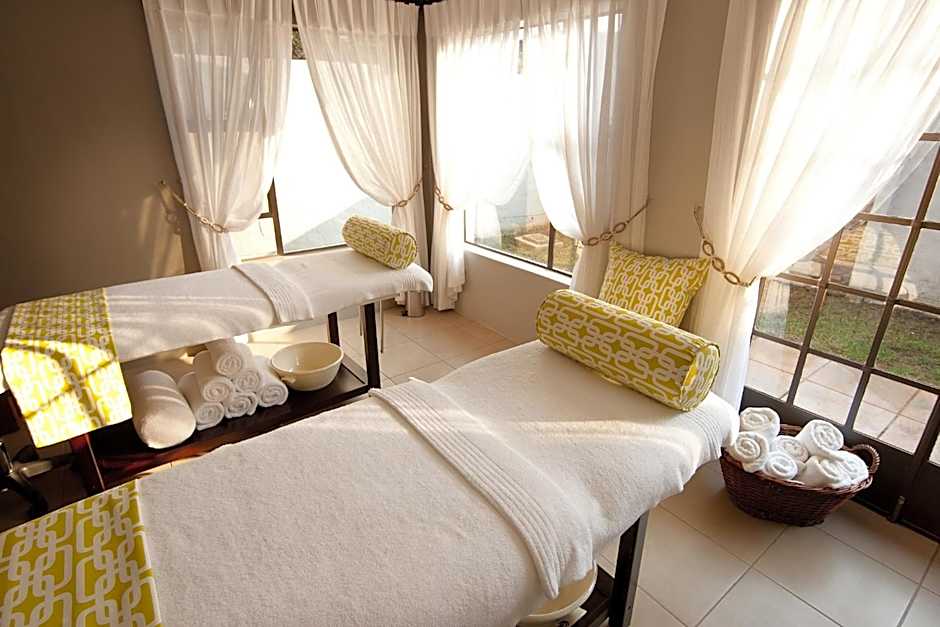 African Hills Safari Lodge & Spa