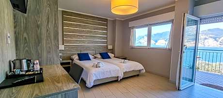 Superior Family Room