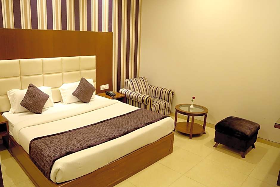 Hotel Shagun Chandigarh -Zirakpur