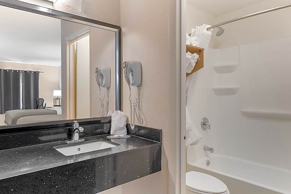 Quality Inn Goose Creek - Charleston