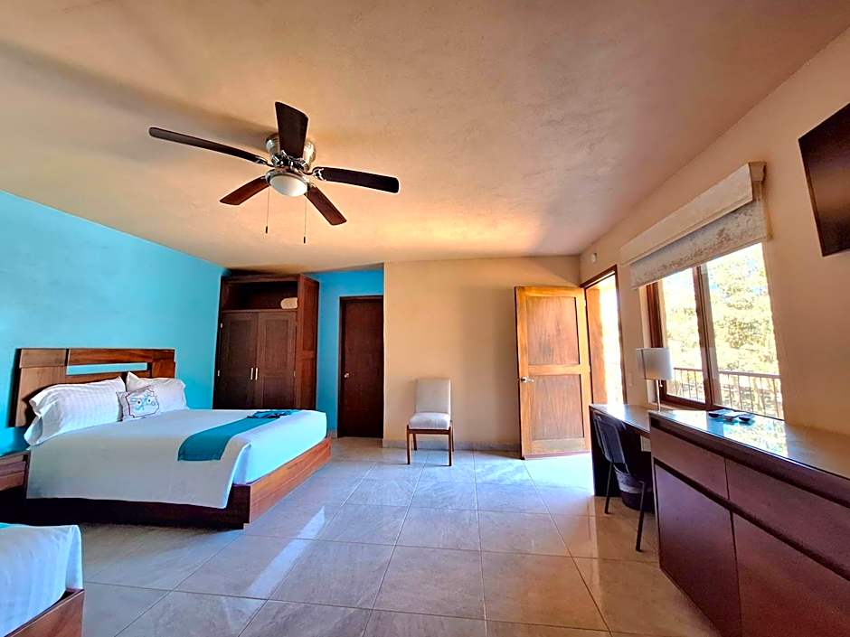 Pacific Inn hotel