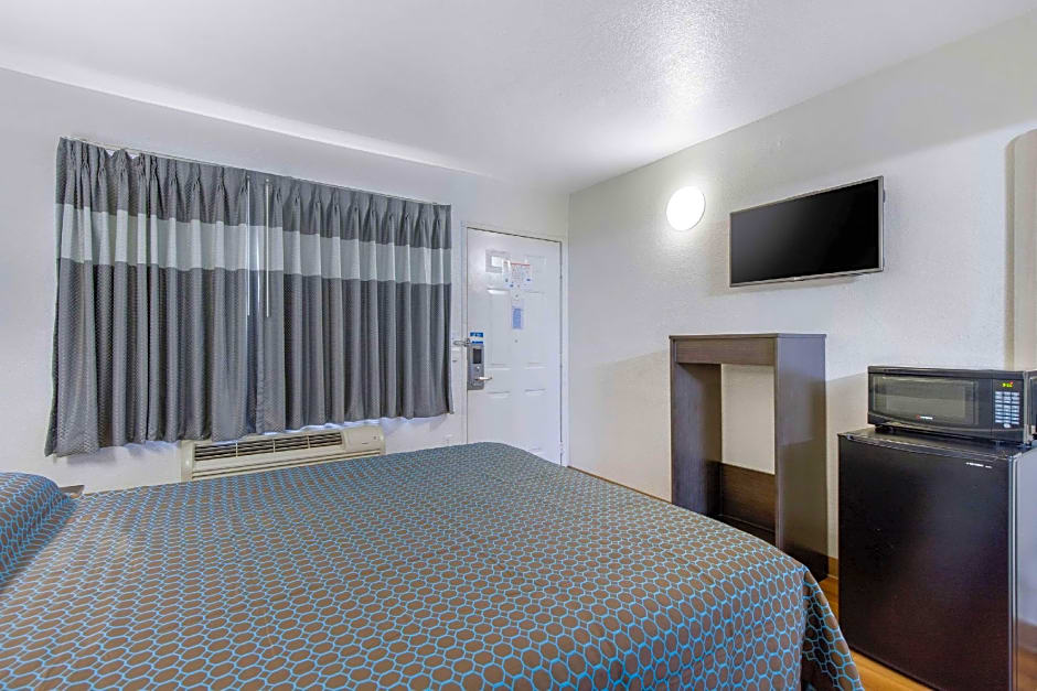 Rodeway Inn Winston Salem Route 52